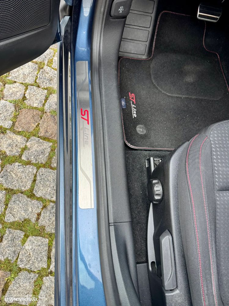 Ford Focus 1.5 TDCi ST-Line DPS - 11