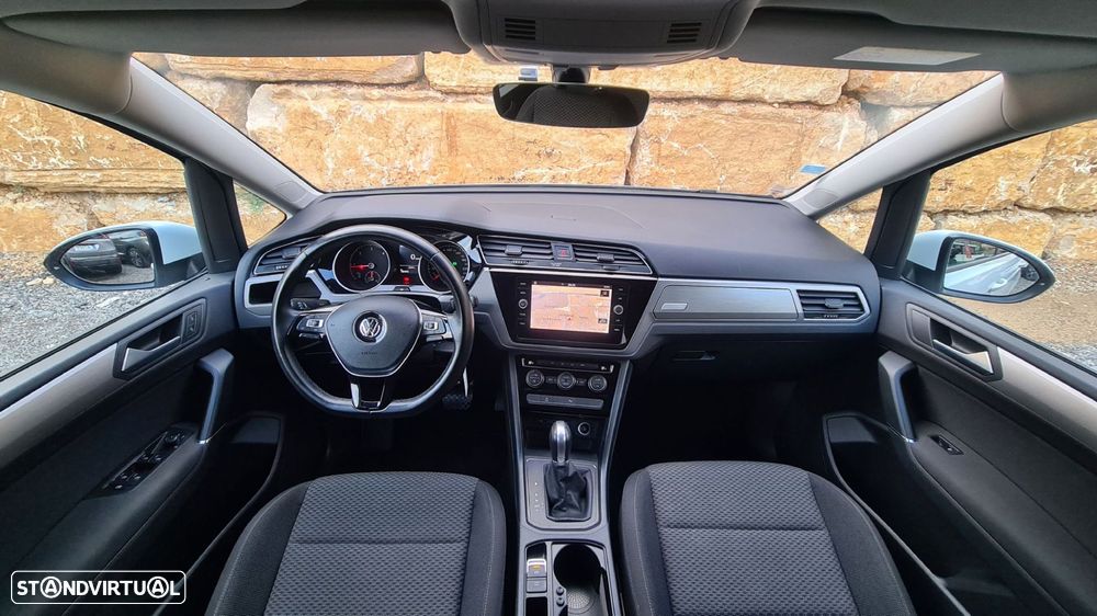 VW Touran 1.6 TDI Confortline DSG - 9