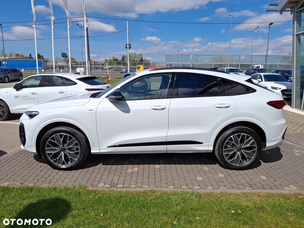 Audi Q5 Sportback - 3
