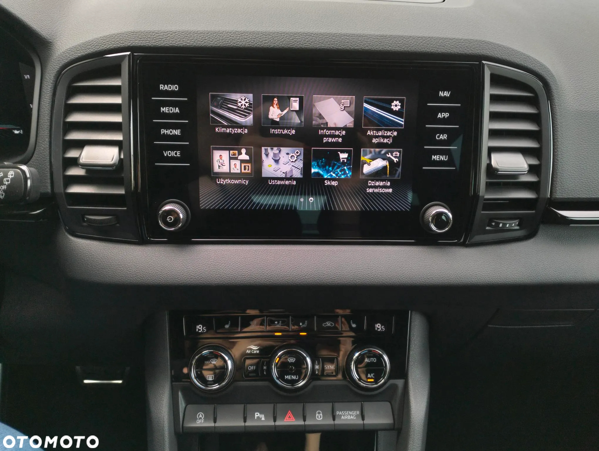 Skoda Karoq 2.0 TSI 4x4 Sportline DSG - 25