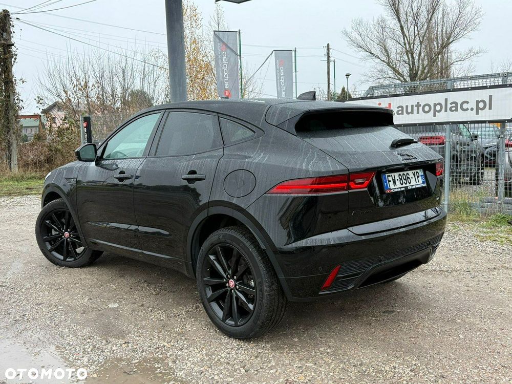 Jaguar E-Pace - 31