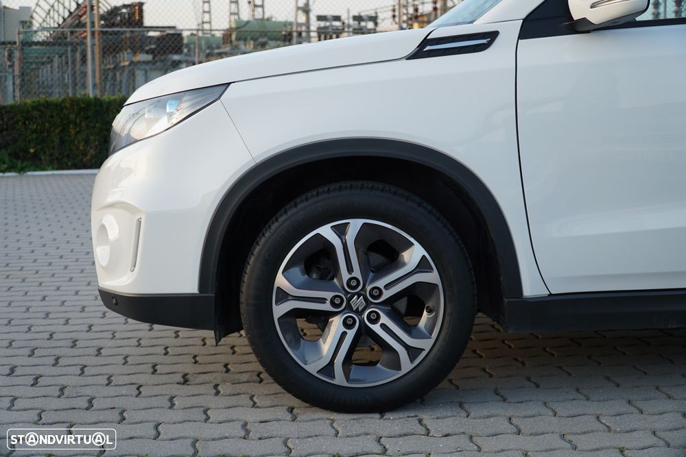 Suzuki Vitara 1.6 VVT GLX - 9