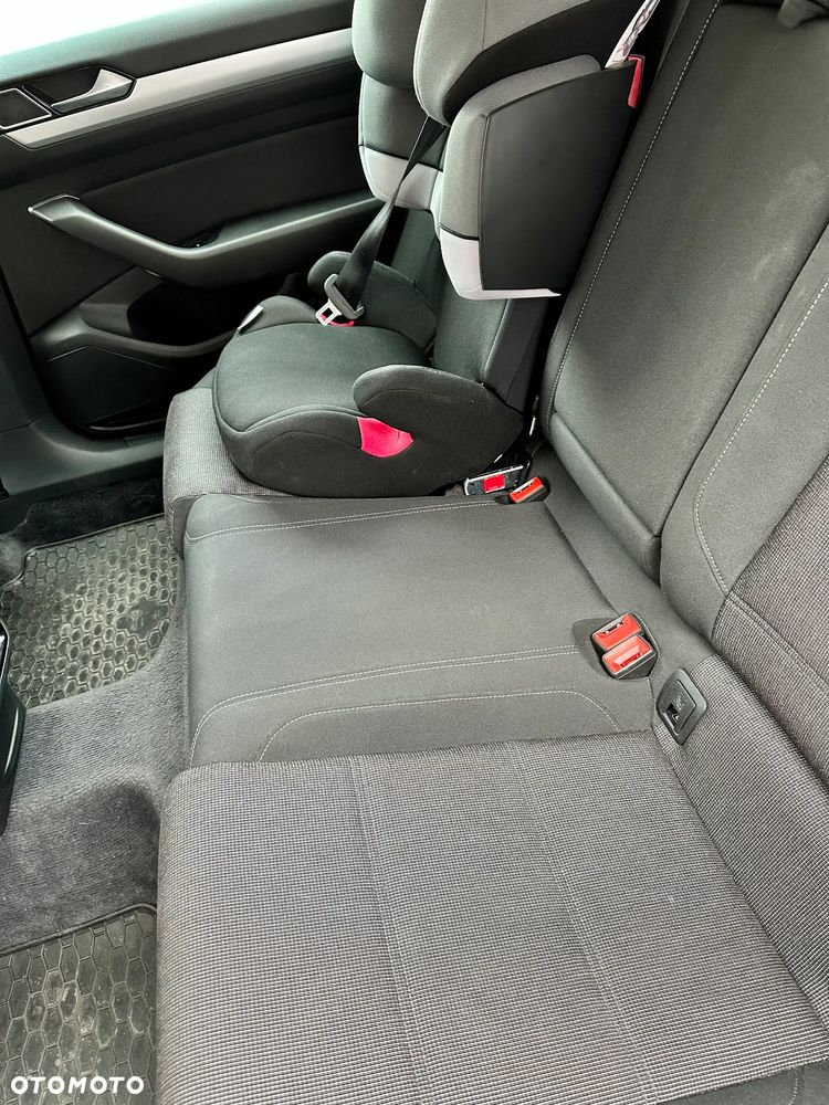 Volkswagen Passat 2.0 TDI BMT Comfortline DSG - 12