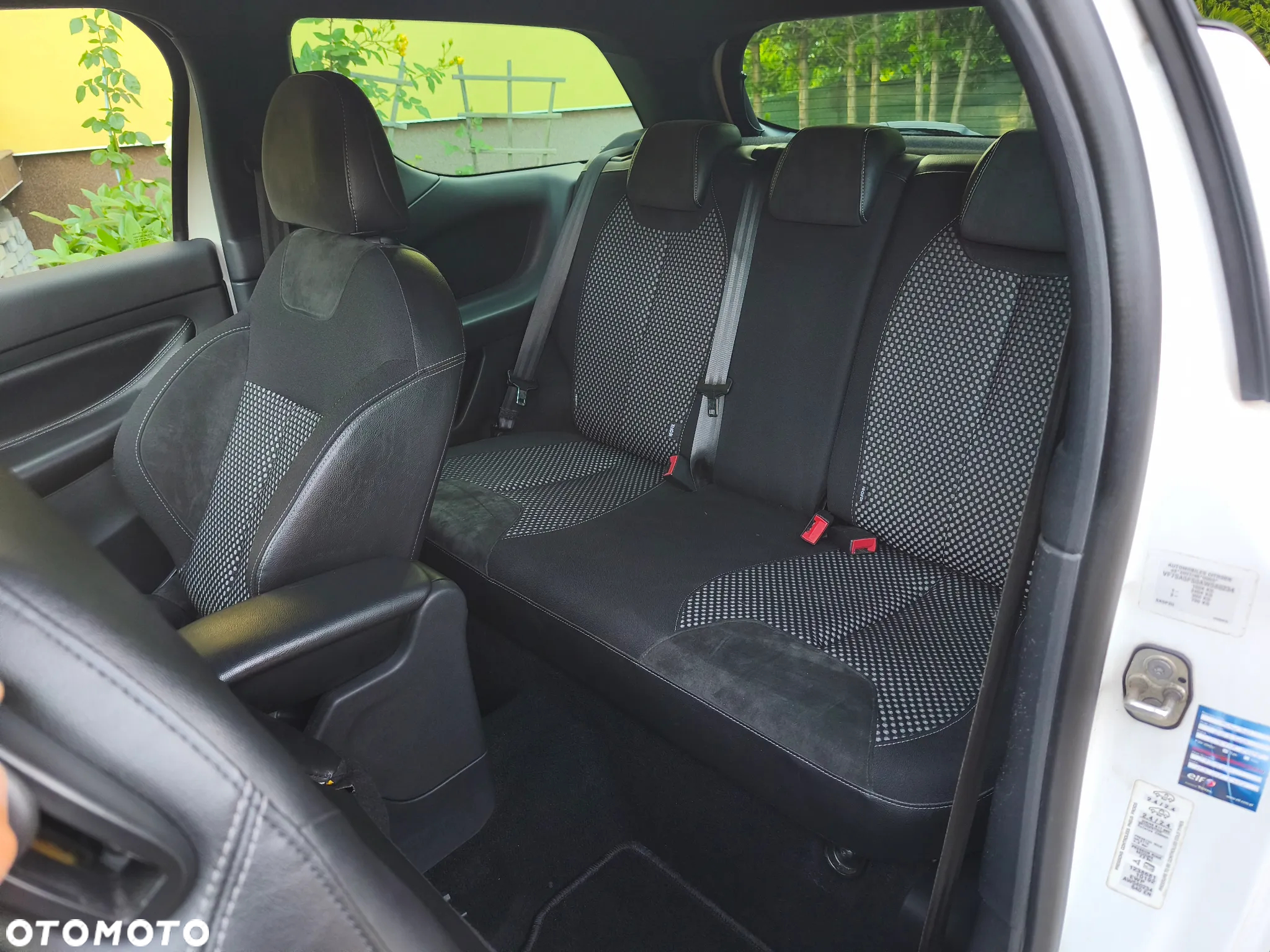 Citroën DS3 1.6 VTi SoChic - 15