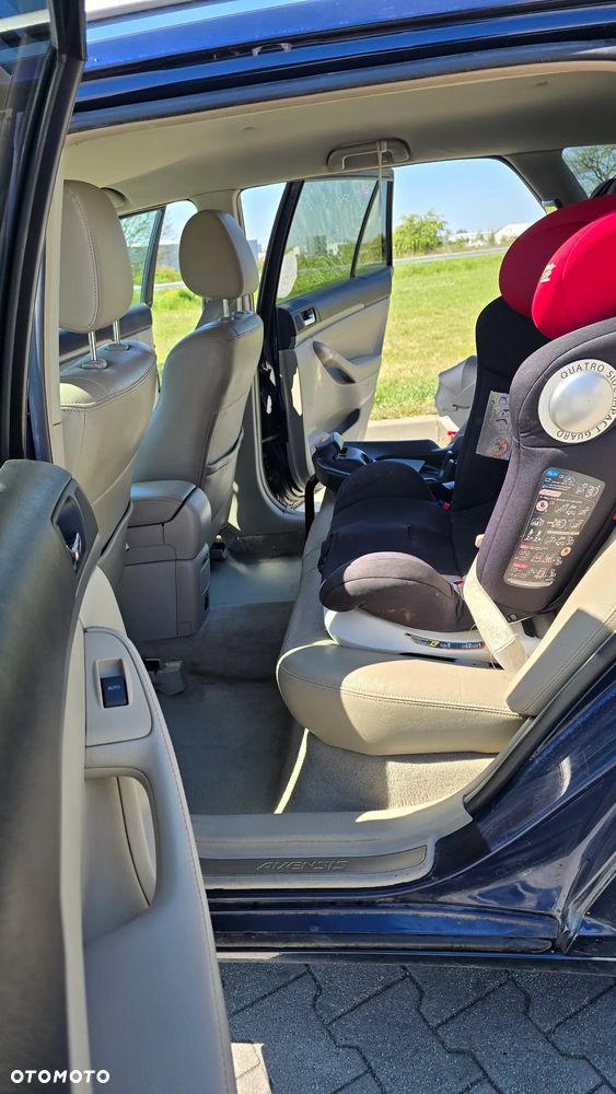 Toyota Avensis 2.2 D-CAT Prestige - 5