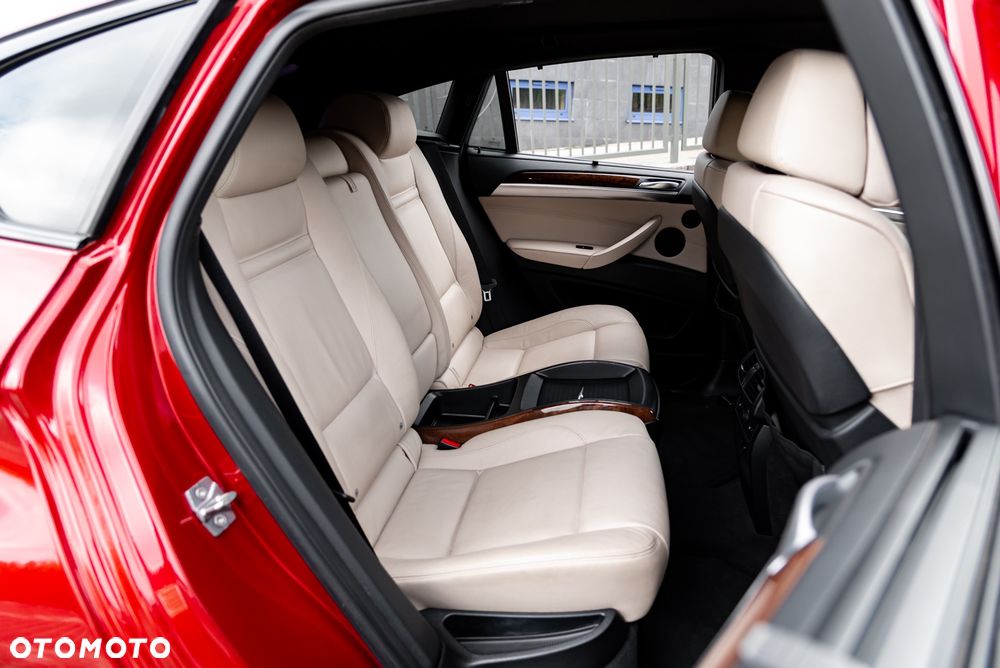BMW X6 xDrive40d - 23