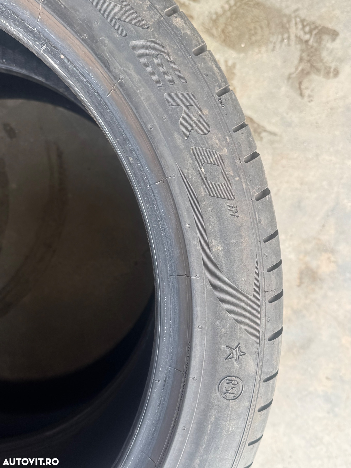 Vând 2 anvelope 275/40/20 Pirelli de vară cu runflat ca noi - 8