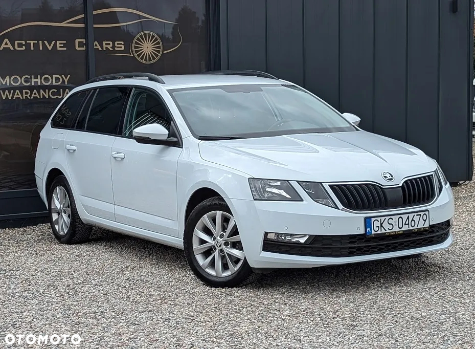 Skoda Octavia Combi 1.6 TDI DSG Style - 8