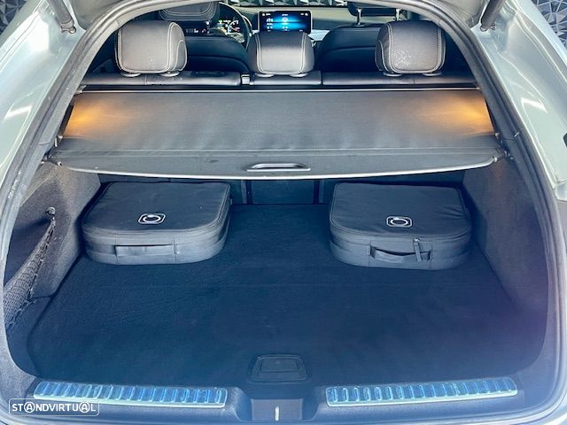 Mercedes-Benz GLC 300 de Coupe 4Matic 9G-TRONIC AMG Line Plus - 42