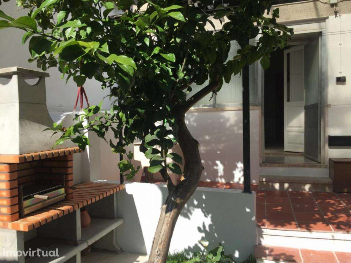 Apartamento com 2 quartos - localizado em Entrecampos Lisbon - Grande imagem: 4/6
