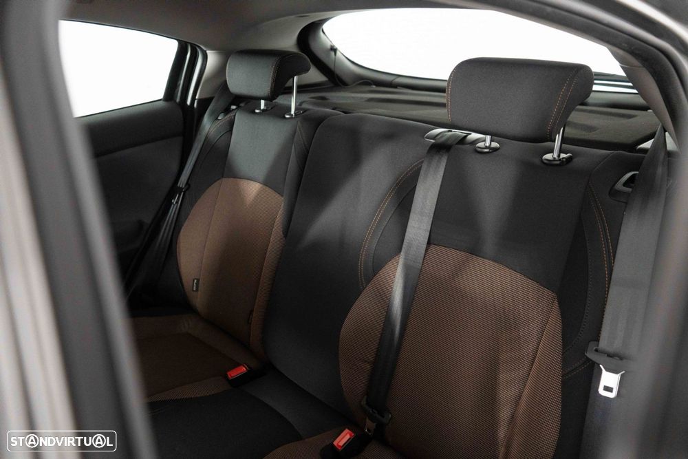 Alfa Romeo Giulietta 1.6 JTDM Exclusive - 11