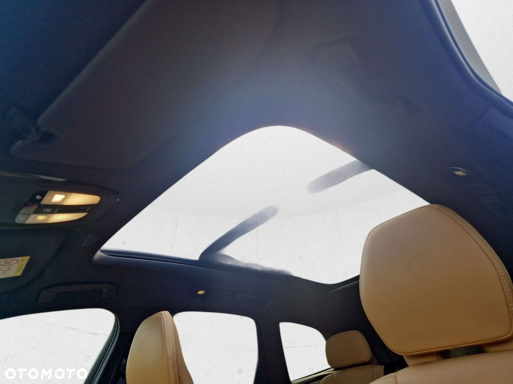 Volvo XC 60 - 22