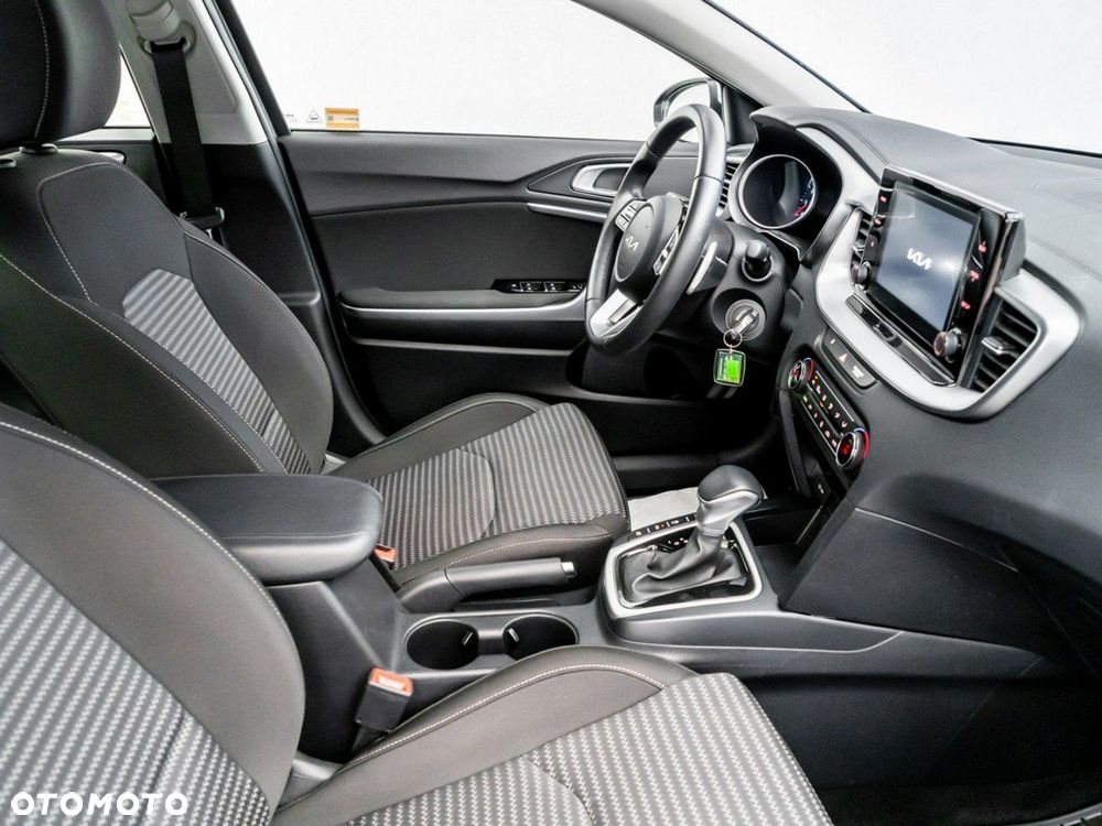 Kia Ceed 1.5 T-GDI M DCT - 13