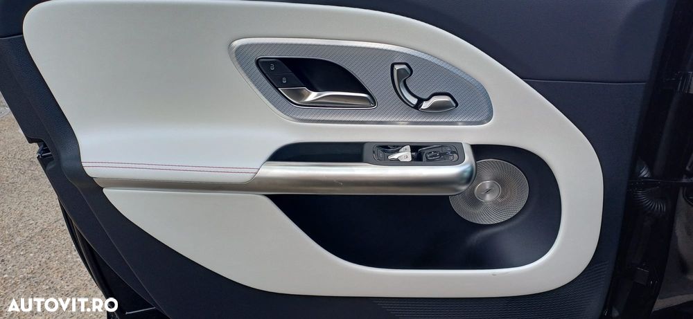 Mercedes-Benz GLB - 19