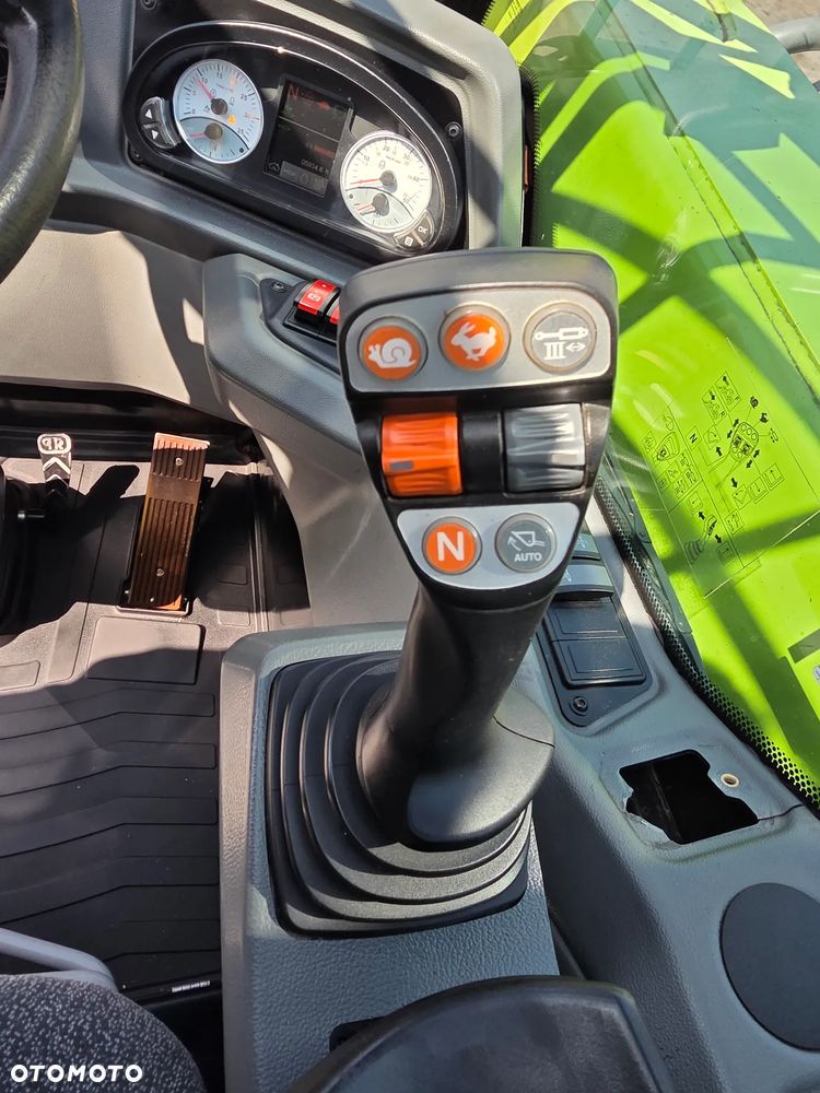 Claas Scorpion 746 VARIPOWER - 8