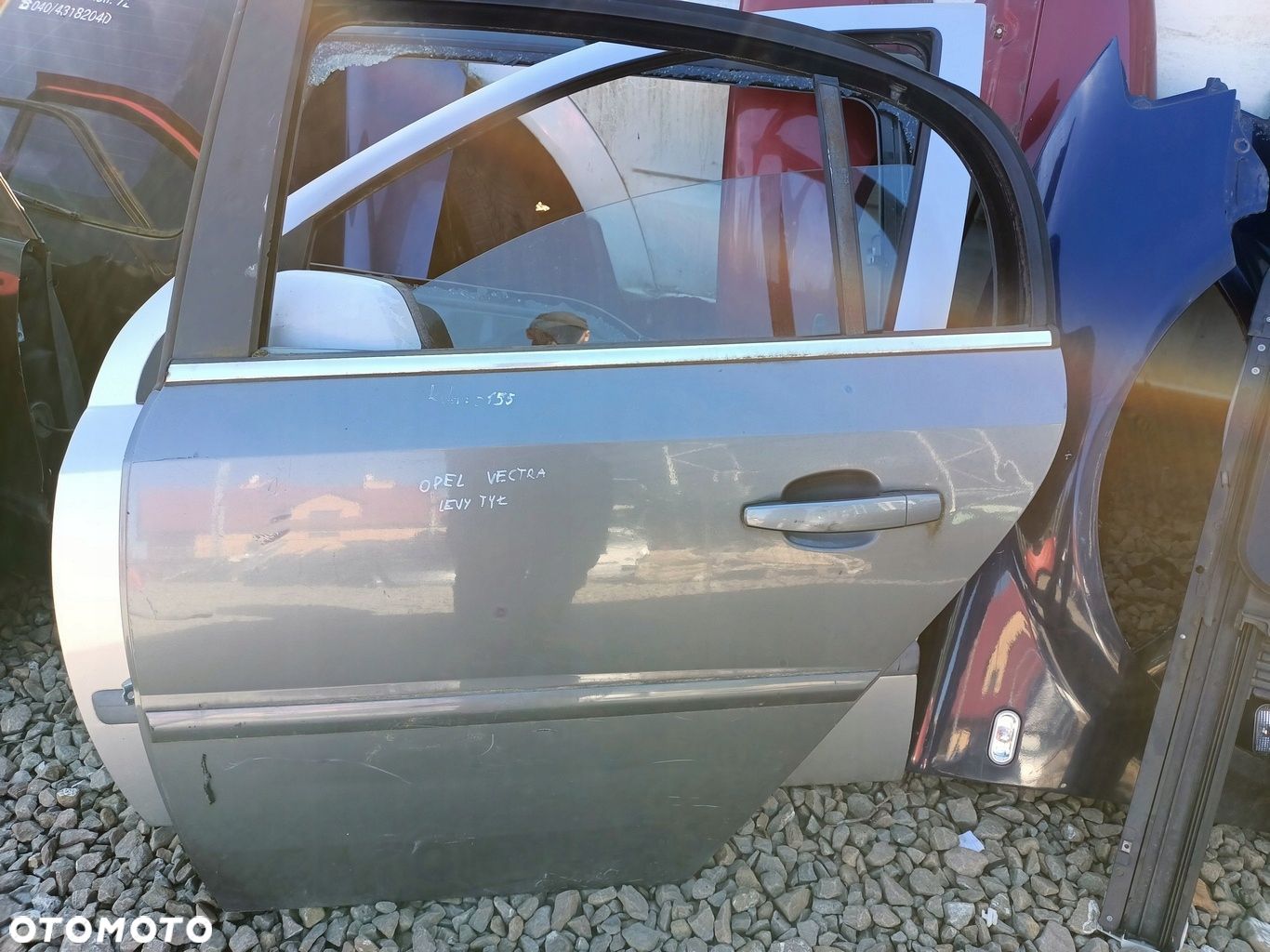 DRZWI LEWYTYŁ OPEL VECTRA C Z155 SEDAN - 1