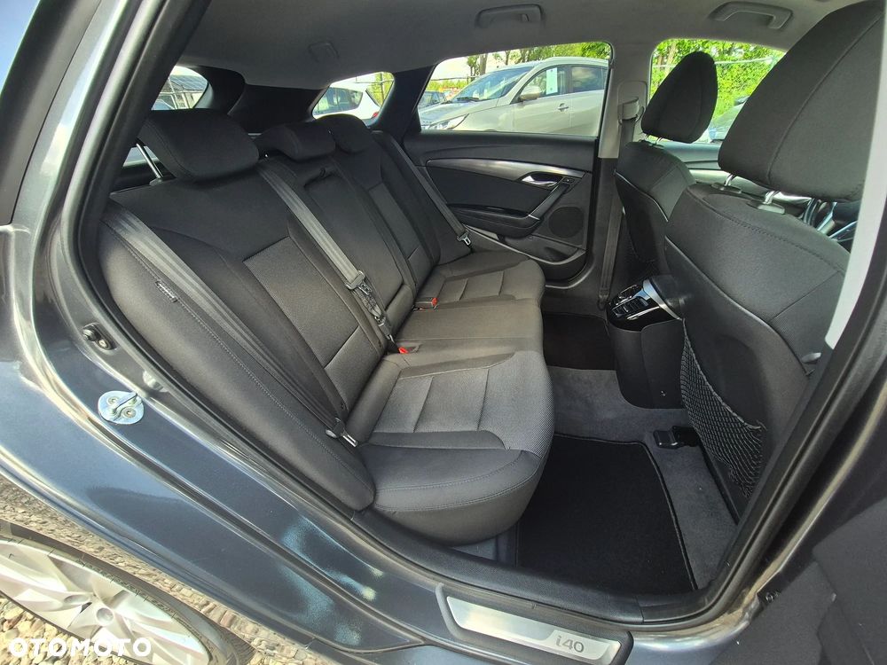 Hyundai i40 Kombi blue 1.7 CRDi Family - 21