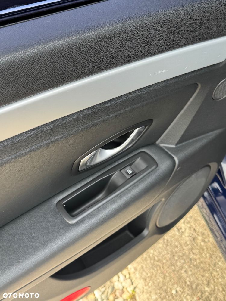 Renault Laguna dCi 150 FAP Dynamique - 27