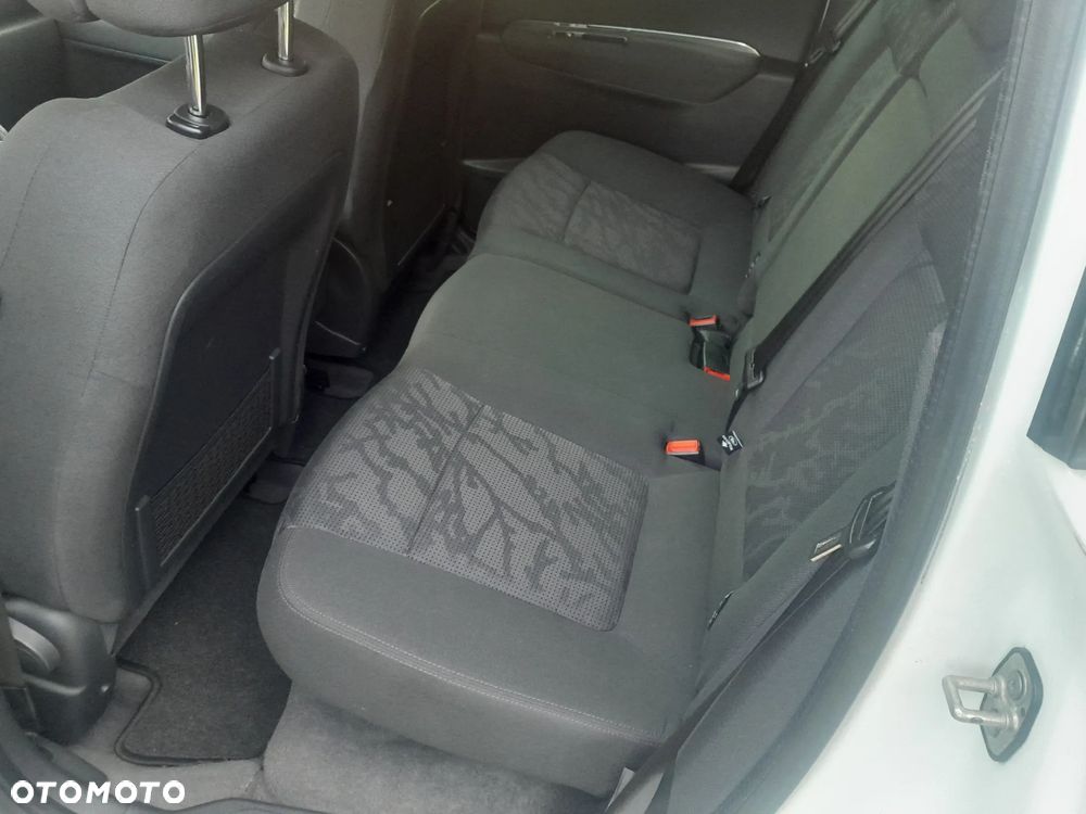 Peugeot 3008 1.6 THP Active - 16