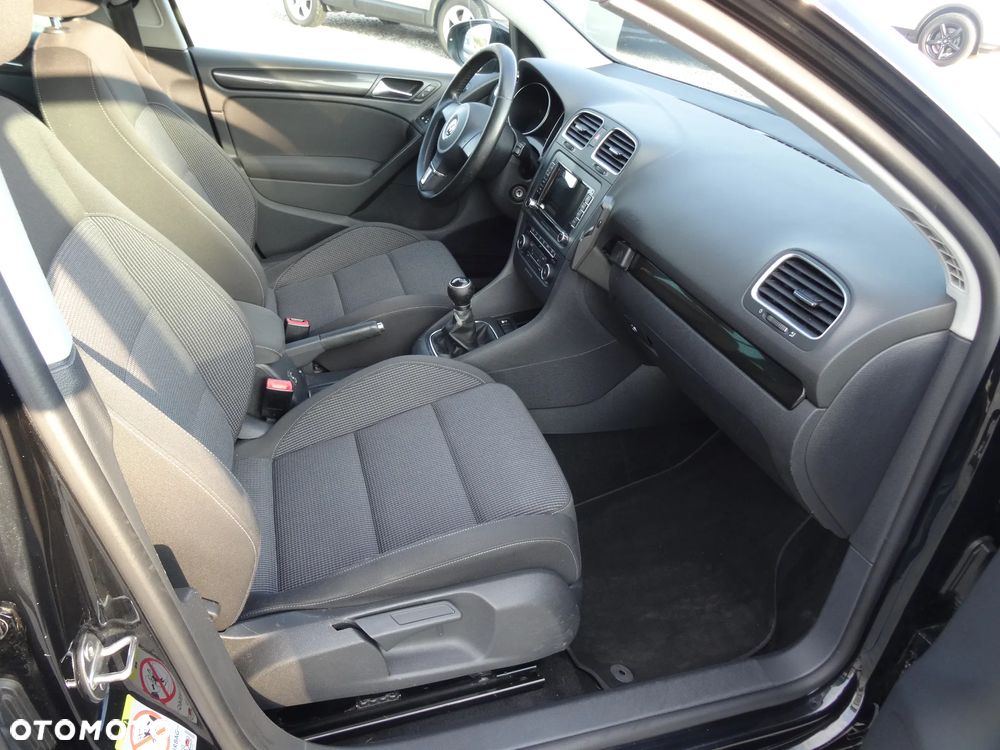 Volkswagen Golf 1.6 TDI BlueMotion Technology Cup - 14