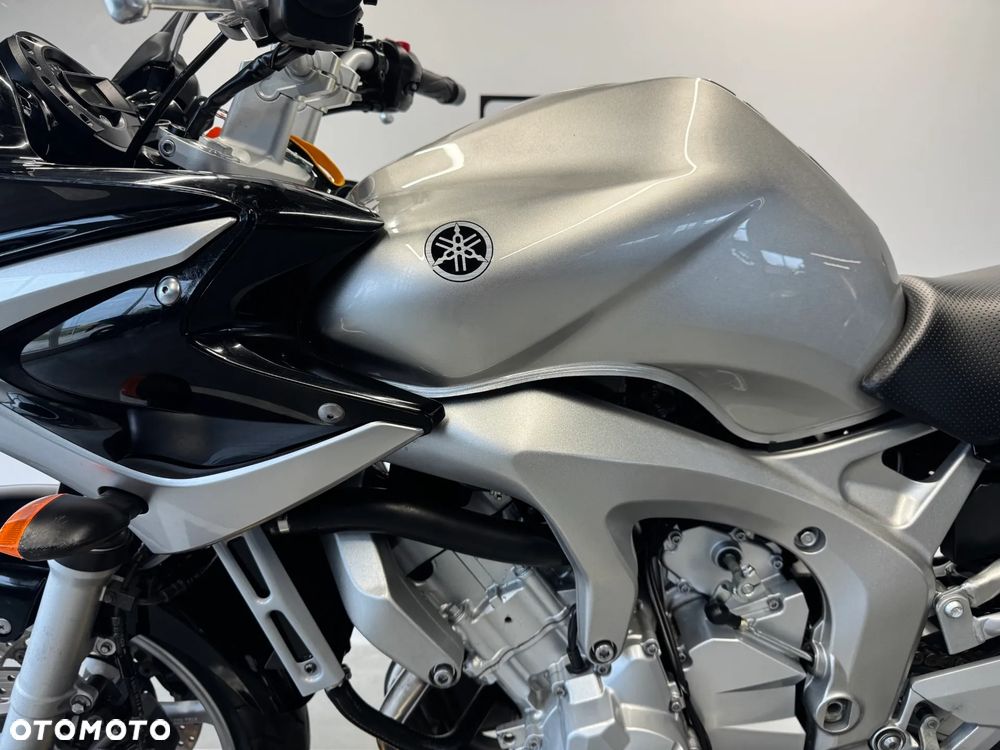 Yamaha FZ6 - 22
