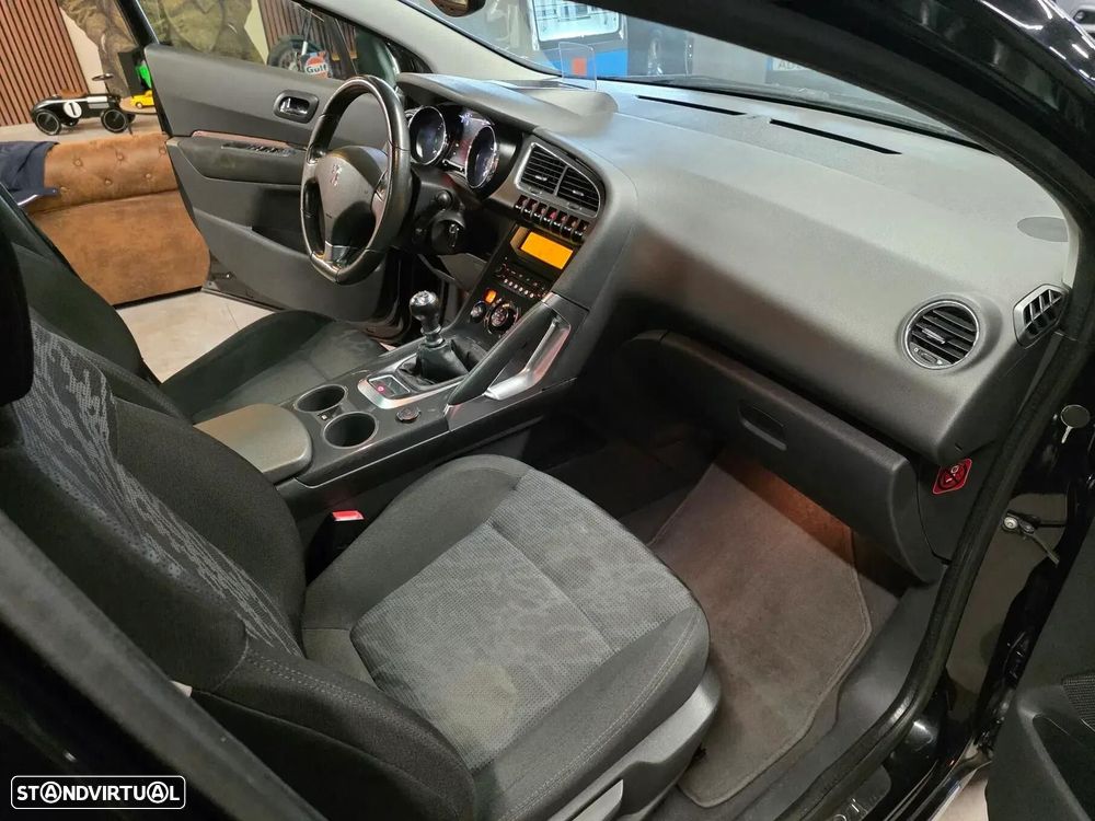 Peugeot 3008 1.6 HDi Sport — fotografia 36