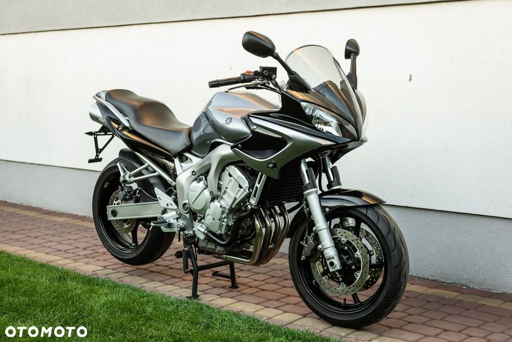 Yamaha FZ - 1