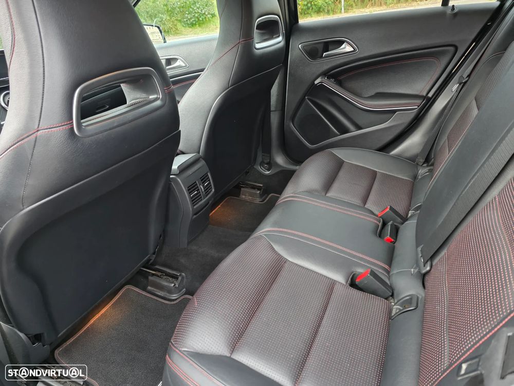 Mercedes-Benz A 200 CDI (BlueEFFICIENCY) 7G-DCT AMG Sport - 10