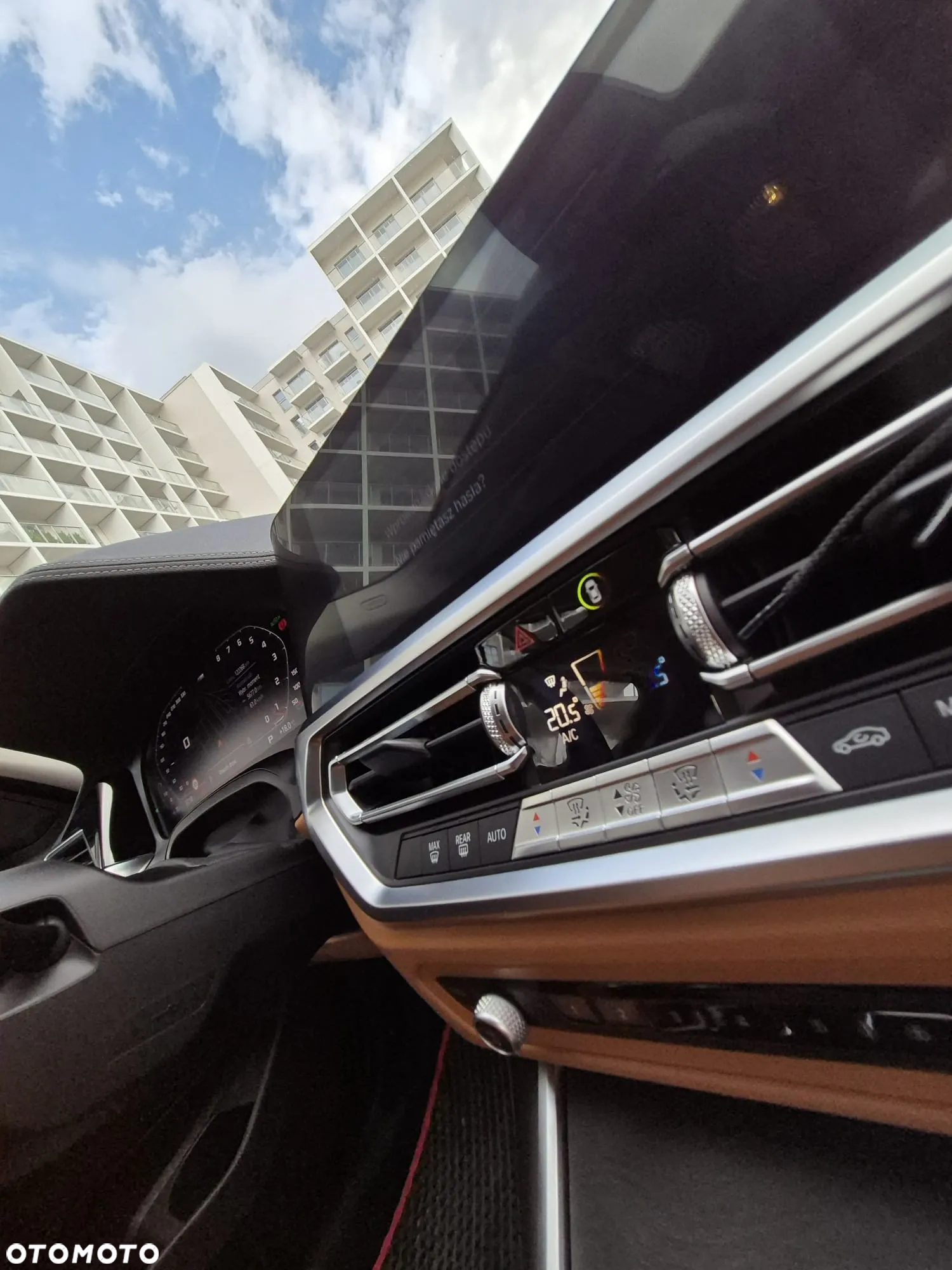 BMW Seria 3 318i M Sport - 21