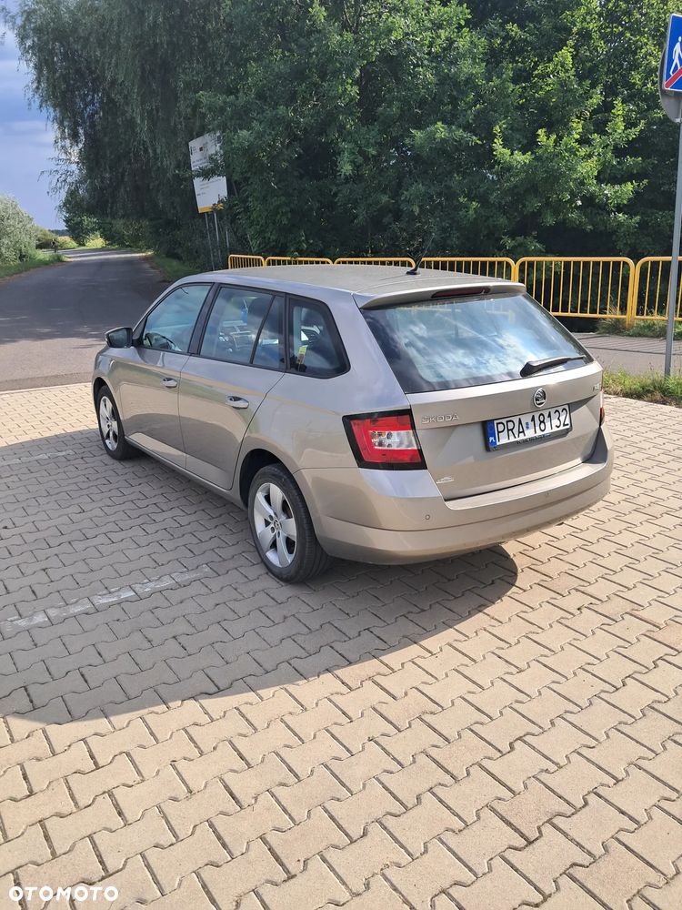 Skoda Fabia 1.2 TSI Ambition - 4