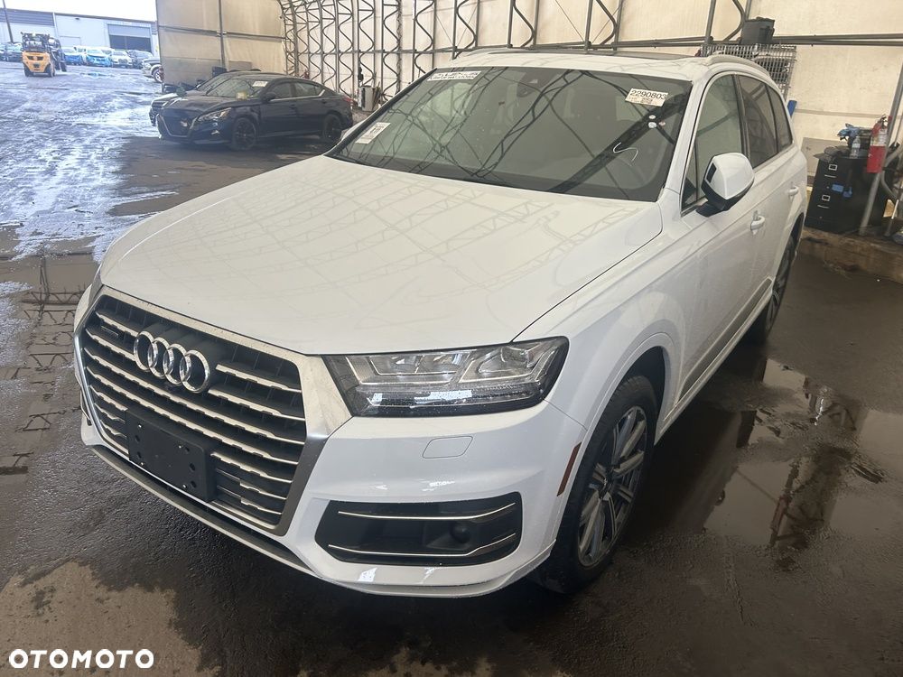 Audi Q7 - 7