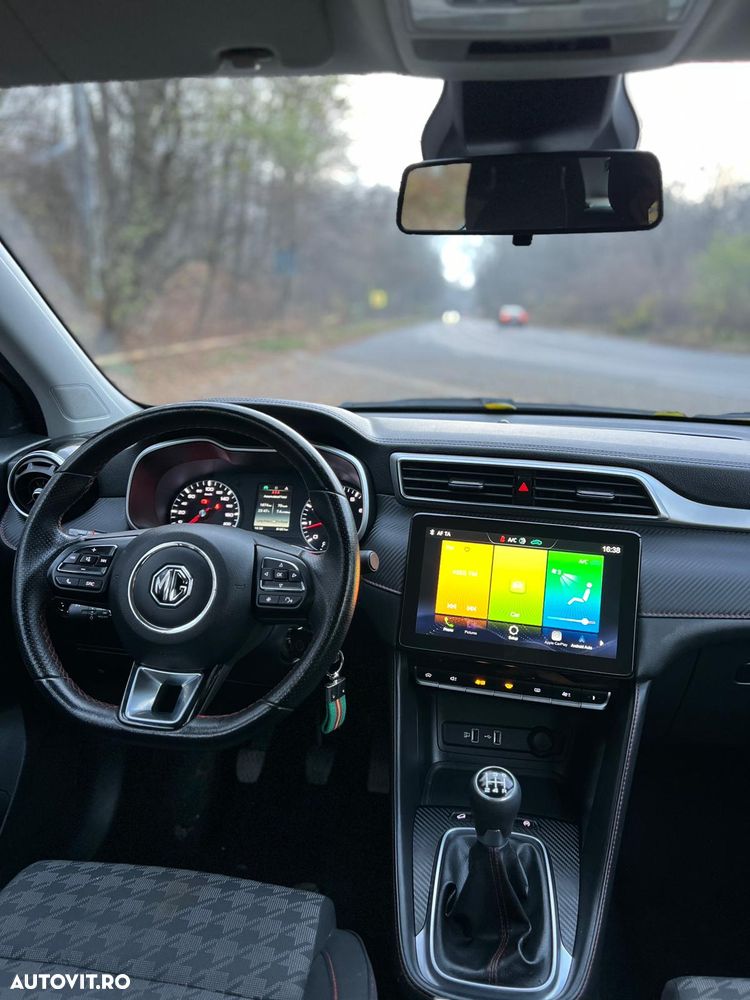 MG ZS ICE 1.5 VTI-tech Comfort - 10