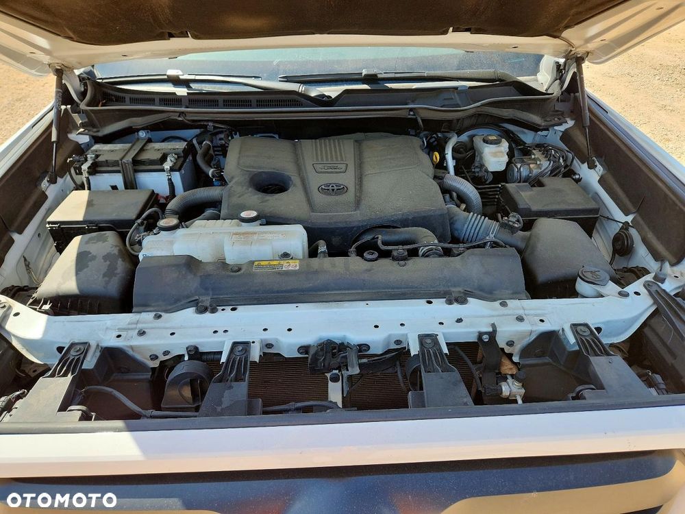 Toyota Tundra - 12