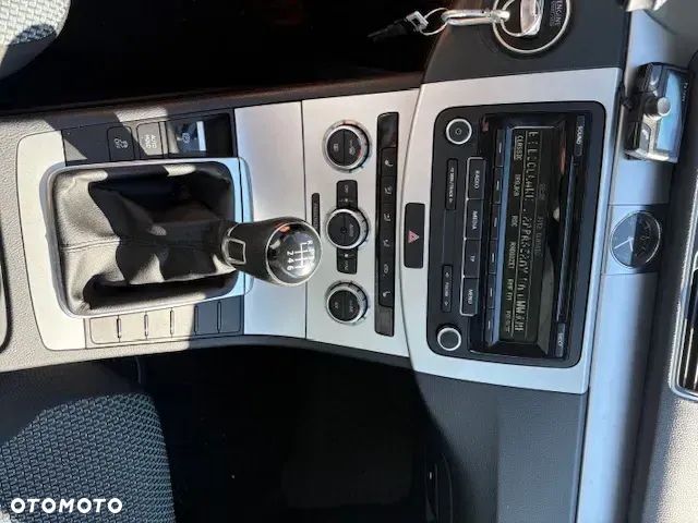 Volkswagen Passat Variant 1.6 TDI BlueMotion - 9