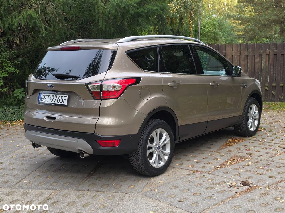 Ford Kuga 1.5 EcoBoost 2x4 Titanium - 33
