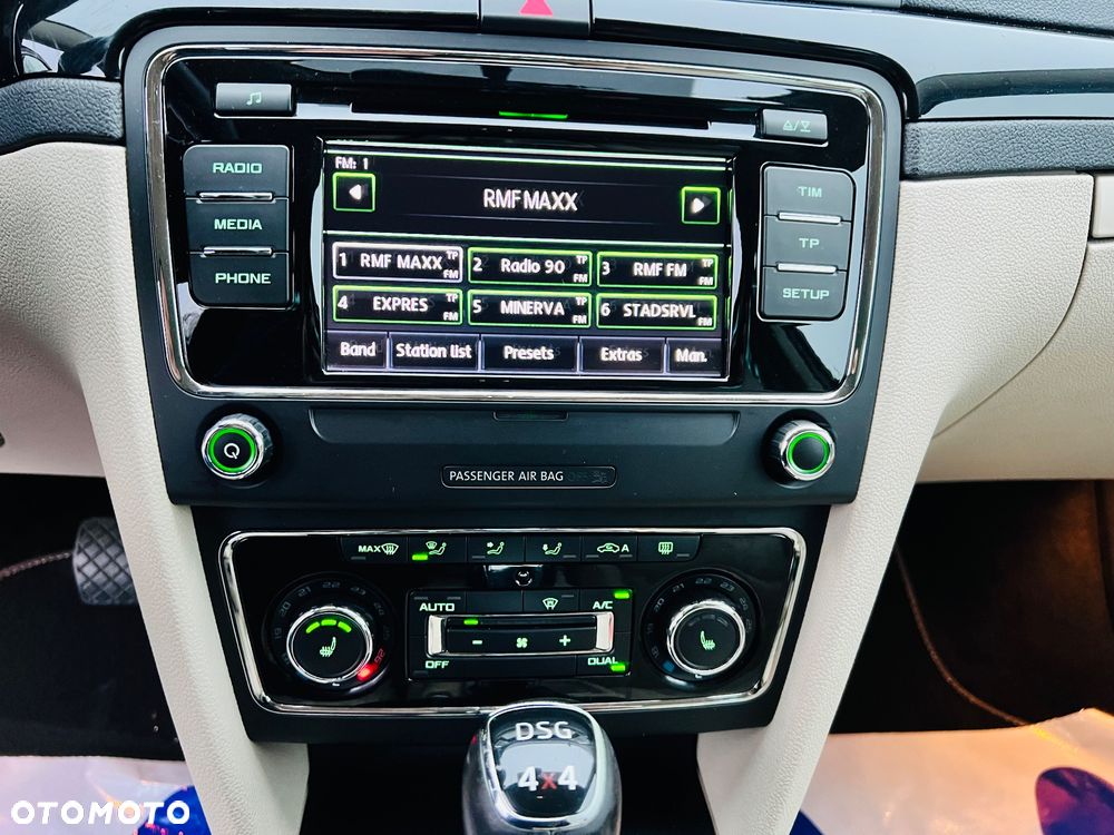 Skoda Superb 2.0 TDI 4x4 Elegance DSG - 26