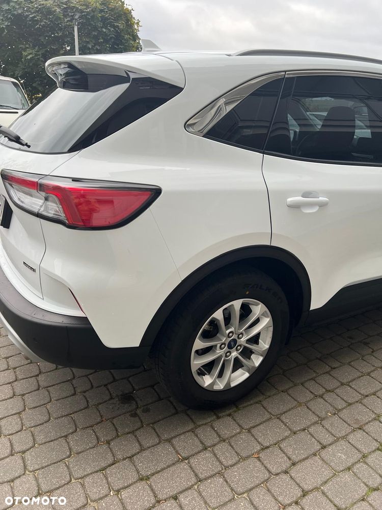 Ford Kuga - 14