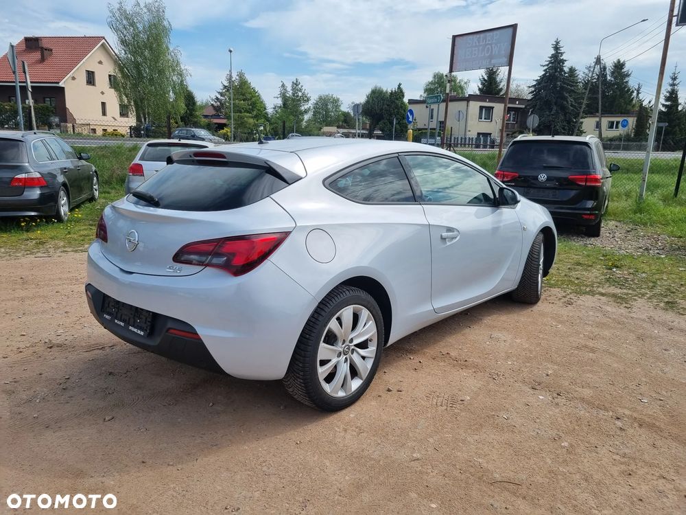 Opel Astra 1.4 Turbo Edition - 2