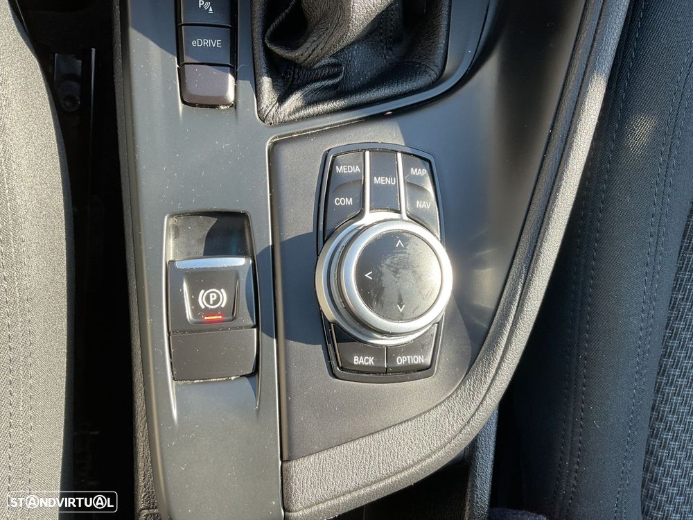 BMW X1 25 e xDrive - 32