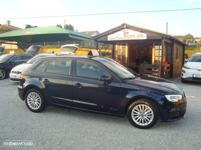 Audi A3 Sportback 1.6 TDI Sport - 4