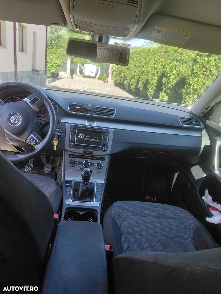 Volkswagen Passat 2.0 TDI DPF Blue TDI Comfortline - 7