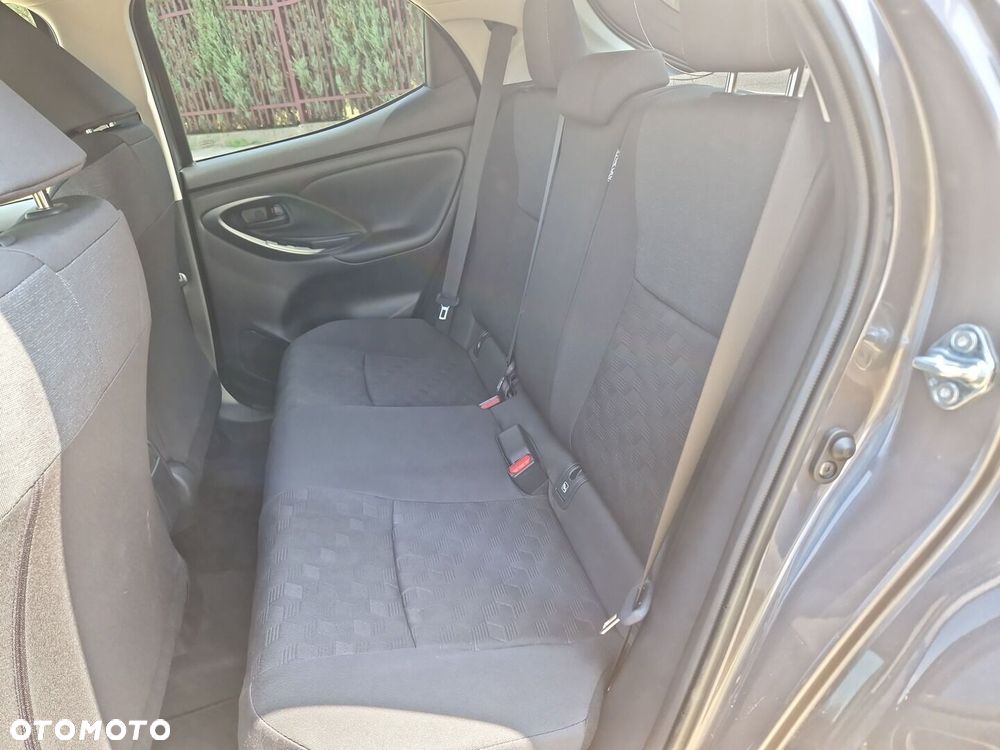 Toyota Yaris Hybrid 1.5 Style - 12