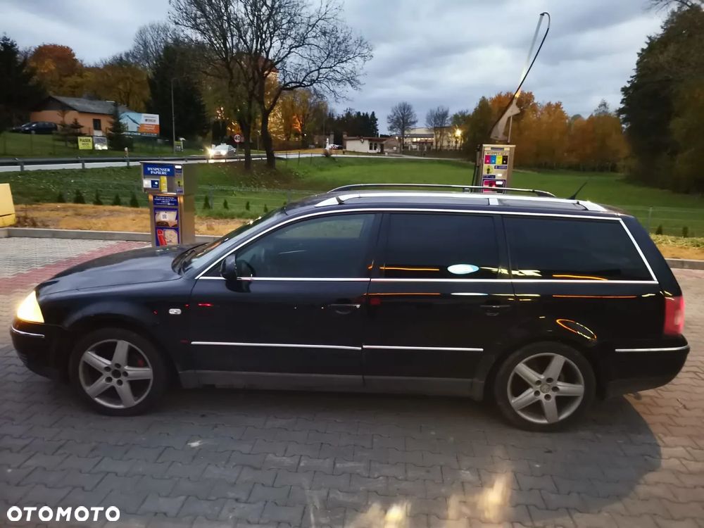 Volkswagen Passat 1.9 TDI Highline - 14