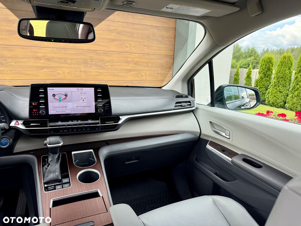 Toyota Sienna - 20