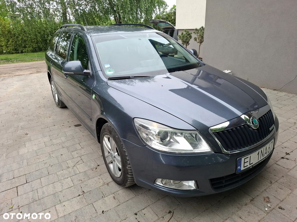 Skoda Octavia - 2