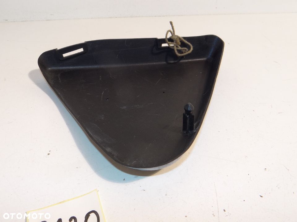 Suzuki GS 1100G boczek pokrywa Owiewka  plastik wypełnienie S120 - 6