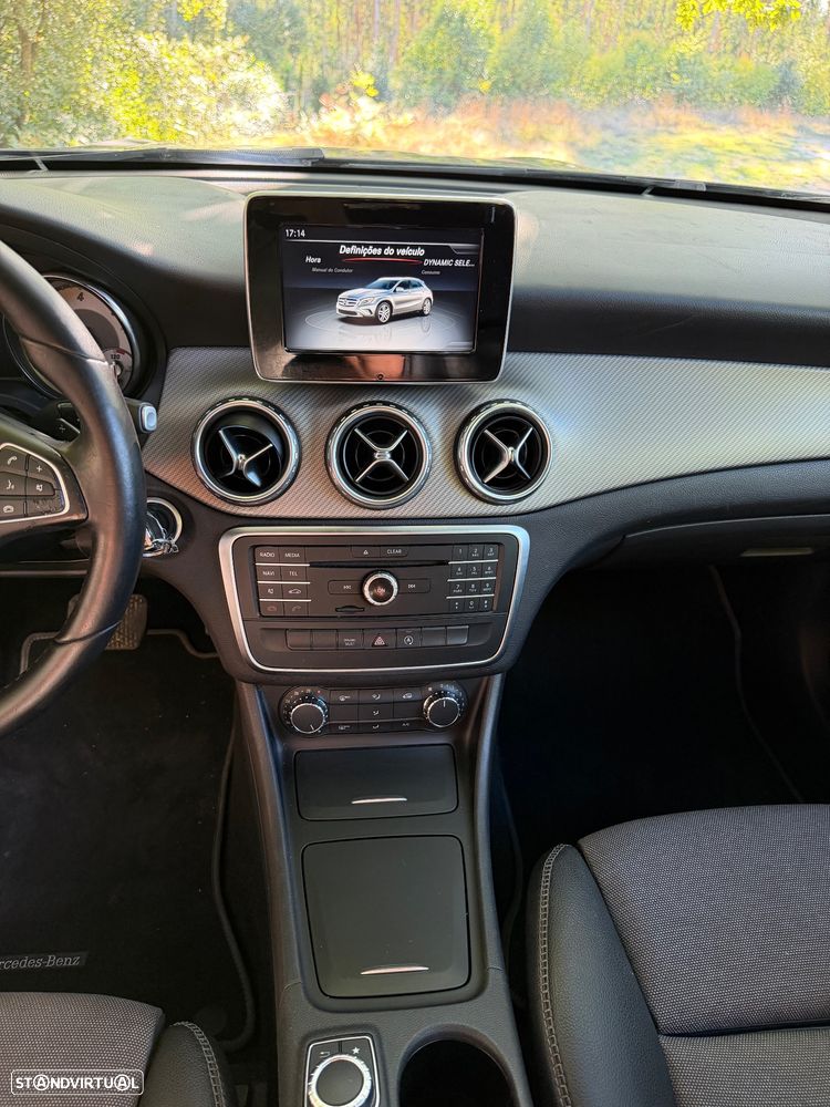 Mercedes-Benz GLA 180 (CDI) d 7G-DCT Urban - 22