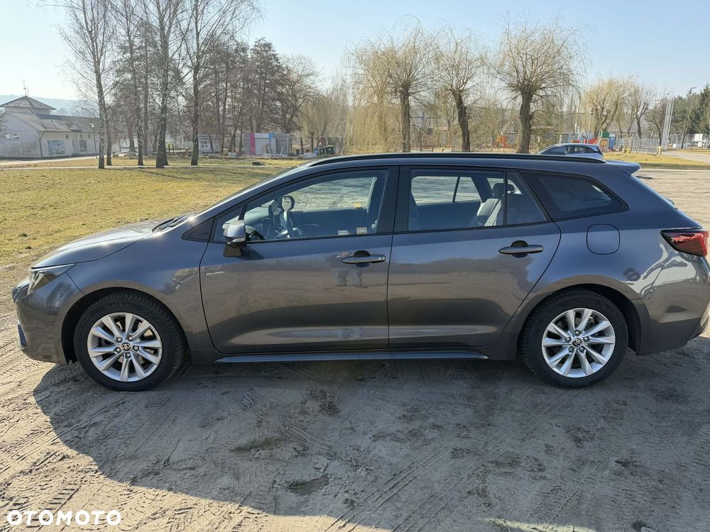 Toyota Corolla - 4