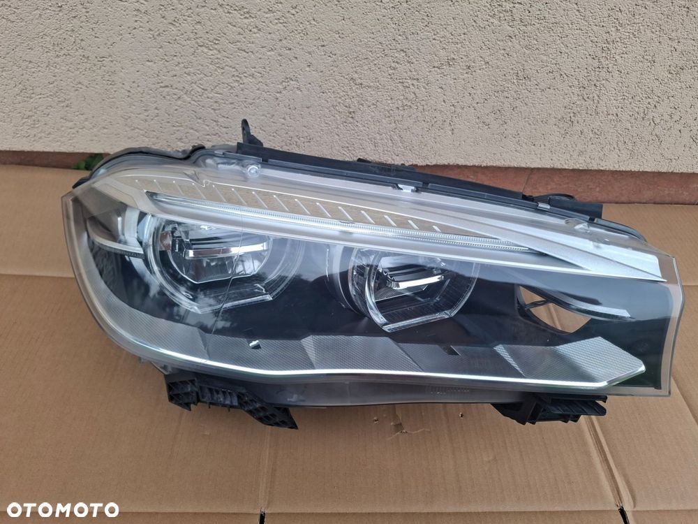 lampa przednia bmw x5 x6 f15 f16 adaptive led oryginał ładny stan - 1