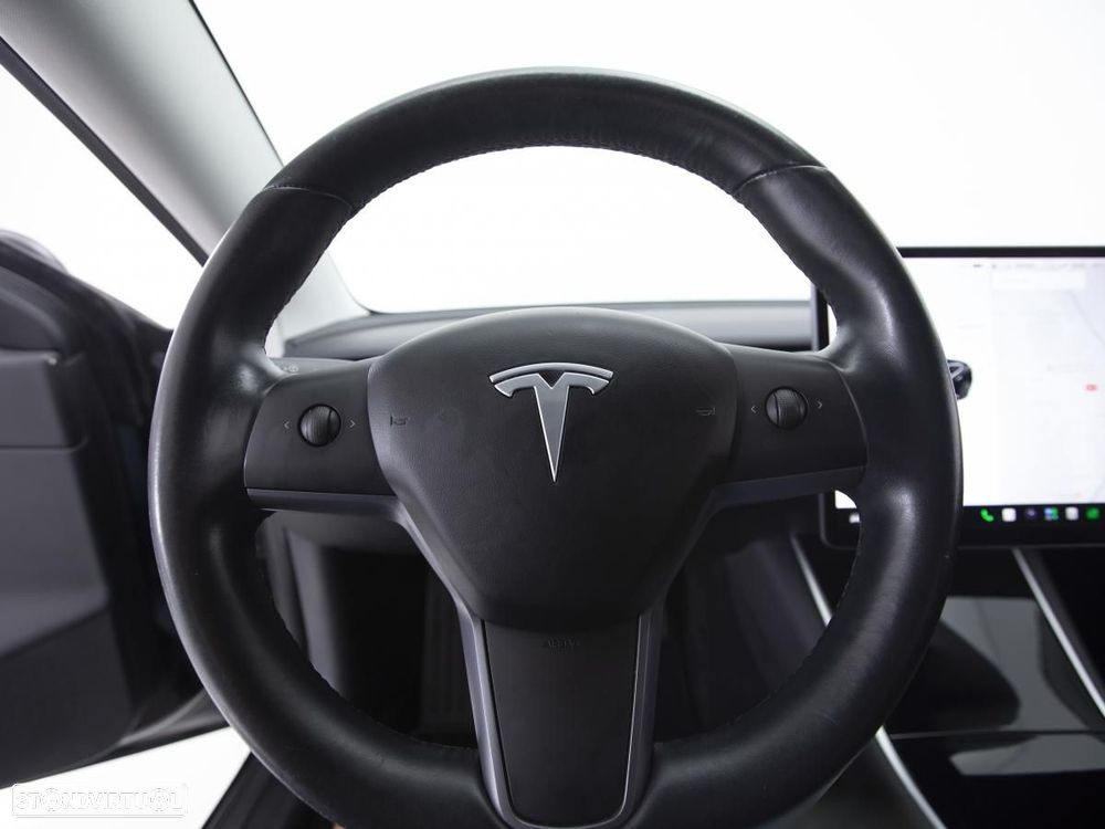 Tesla Model 3 AWD Dual Motor - 17